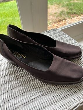 Rangoni Chocolate Brown Low Block Heel Pumps